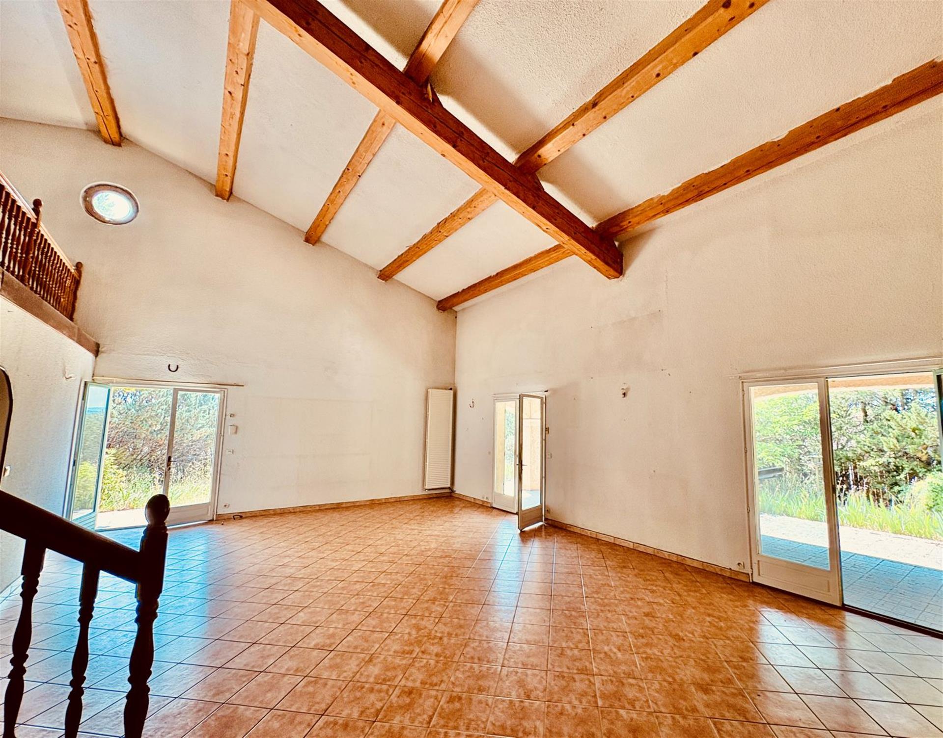 Köp: Hus (83570)
