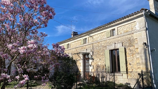 Near Chalais, stone house with annexe, outbuildings and swimming pool