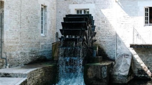 Historic Former Mill, 5 Ha,11 beds, 2 Gîtes, Pool, Views, Eco Power - Charente