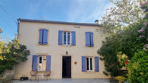 Renovated 4 bedroom character house with pool and gite