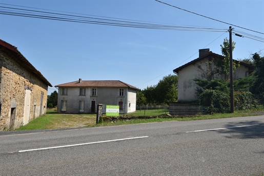 Dom wiejski o powierzchni 22 ha w gminie Cussac (87) i dom mieszkalny o powierzchni 60 ha