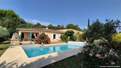 Beautiful Villa 184 m² with a nice view and landscaped garden in Sarrians.