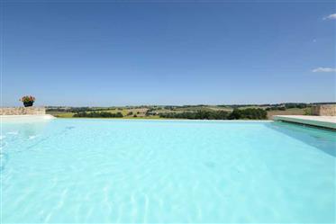 Beautifully renovated Gascon country house in 2.8 acres with pool, Condom, Gers