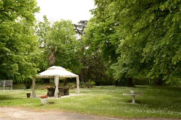 Maison de Maître classique dans un parc de 1ha, Lot et Garonne