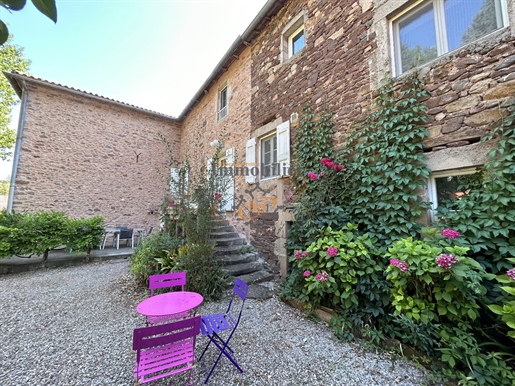 Vabres l'Abbaye, for sale, renovated mansion with