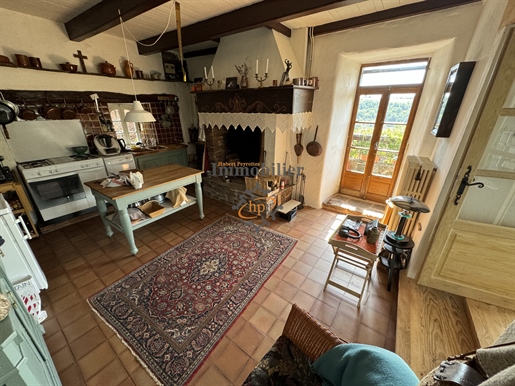 For sale character house with outbuildings, courtyard and terraces Combret