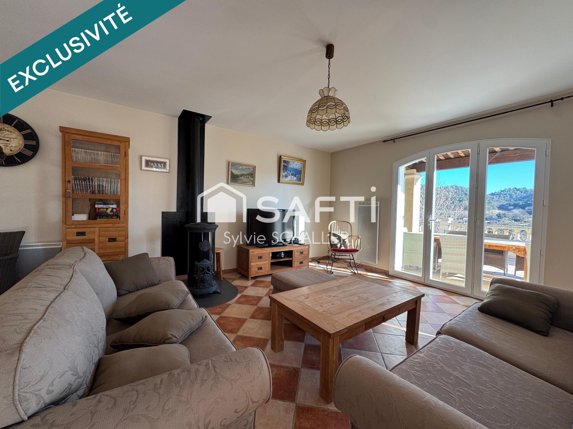 Purchase: Luxury property (04210)