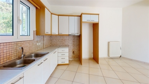 Piękny apartament na sprzedaż w Pylos Messinia - 75 mkw, 2 sypialnie, 128.000€