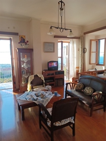 (For Sale) Residential Detached house || Messinia/Kyparissia - 257 Sq.m, 4 Bedrooms, 390.000€