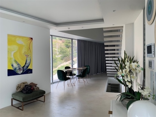 (For Sale) Residential Villa || East Attica/Voula - 355 Sq.m, 2 Bedrooms, 3.700.000€