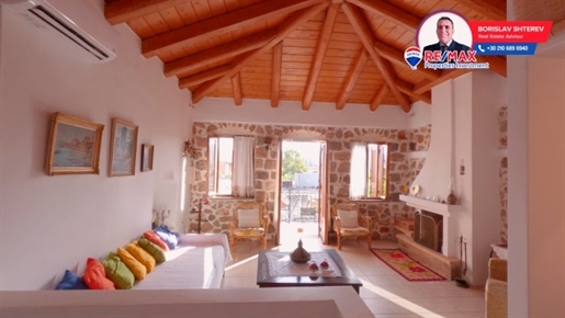 (De vânzare) Casa Maisonette || Prefectura Argolida/Kranidi - 132 mp, 2 dormitoare, 150.000€