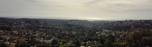 Véritable villa provençale avec une belle vue panoramique.