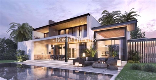 5 Bedroom Contemporary House