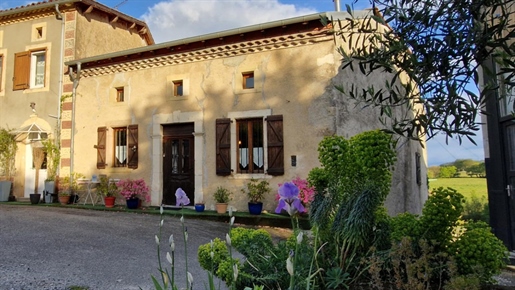 Beautiful family house near Aurignac