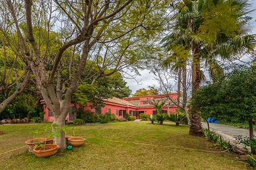 Preciosa villa en Campolivar, Godella