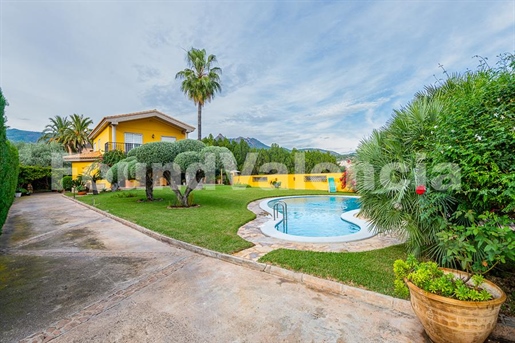 Luxurious villa in Benicasim beach
