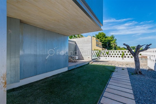 Villa de design minimaliste (Riba Roja)