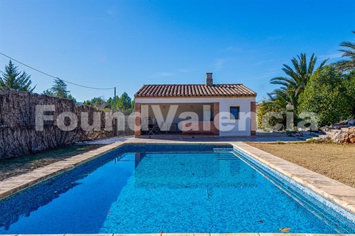 Peaceful independent house in Ontinyent, Valencia