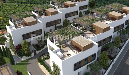 Luxury homes in private residential area Los Altos de Rocafort,Valencia