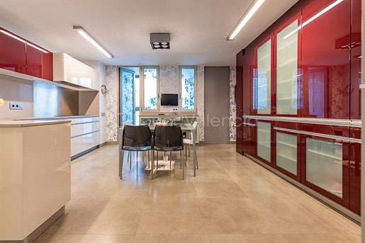 Exclusive and luxurious apartment in one of the best areas of ​​Valencia