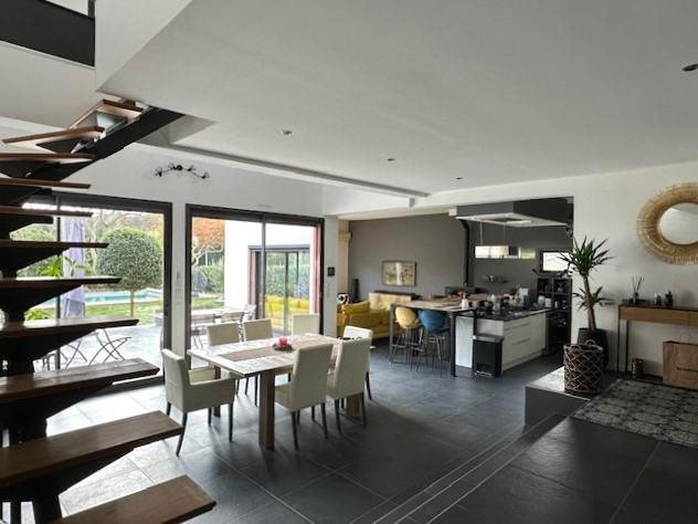 Beautiful Contemporary House With Pool 8 Km From Auch