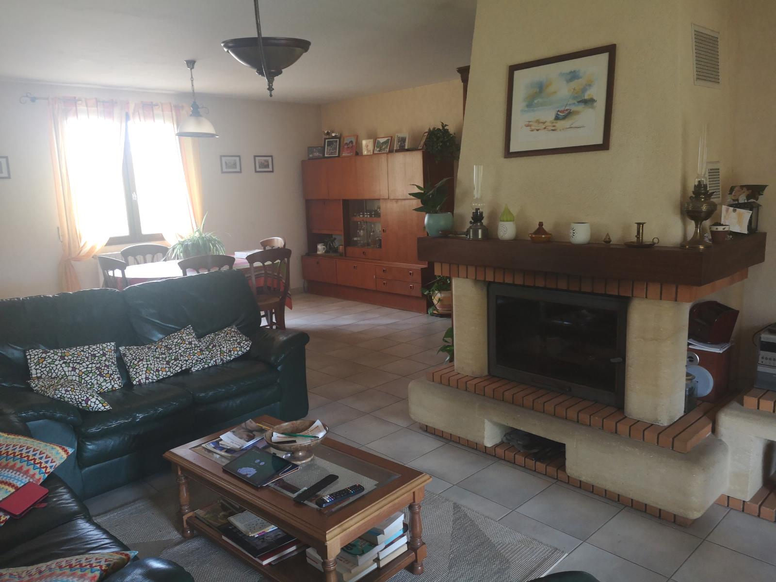 Comfortable village house with swimming pool near Auch