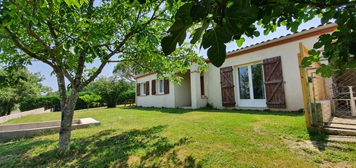 Single storey house in the South West of France