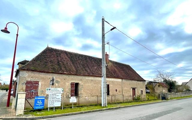 Maison proche commerces à Le Châtelet (18)