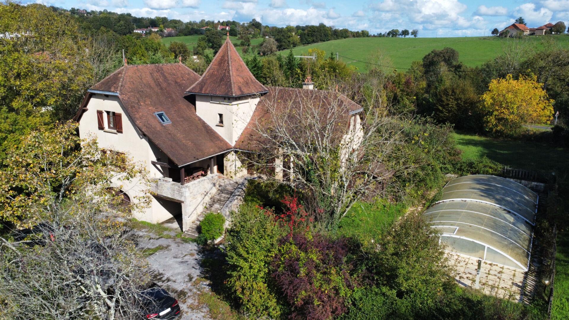 House Figeac 8 room(s) 186 m2