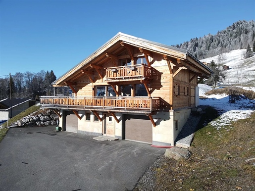 Chalet récent 3 chambres 2 garages vue Mont Blanc à St Nicolas la Chapelle (73590)