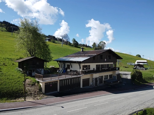 Ensemble immobilier - Immeuble de village, ski aux pieds à Crest Voland (73590)