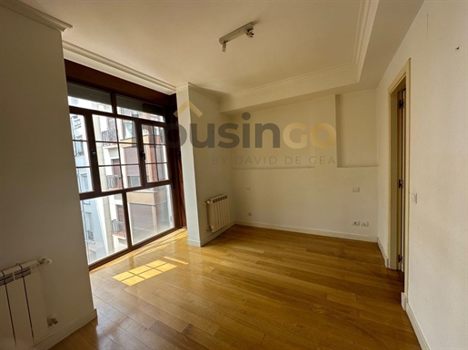 Apartment for sale in Calle Alcalá