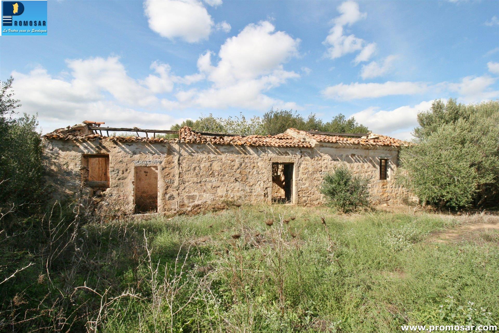 Farm Estate with Farmhouses Sardinia