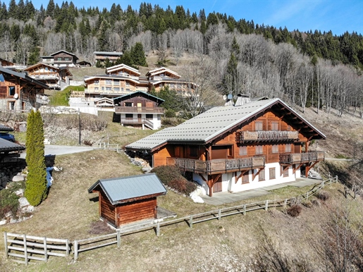 Superb double chalet with panoramic views of Les Gets