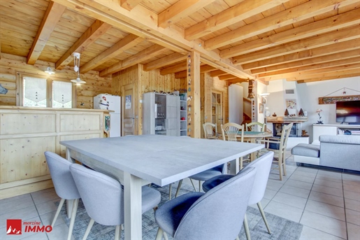 Superb double chalet with panoramic views of Les Gets