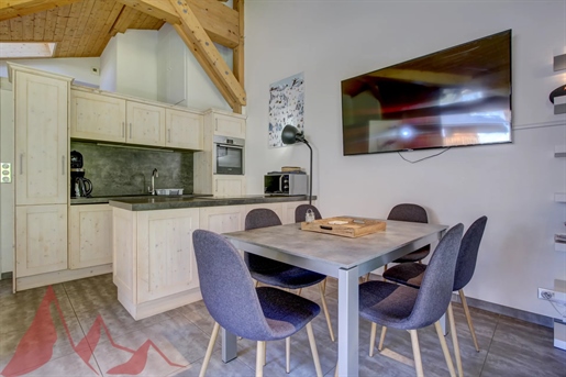 Charming one bedroom + one bunk room apartment located in the centre of Morzine