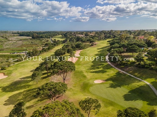 Villa Unique de 4 chambres à Vendre à Pinheiros Altos