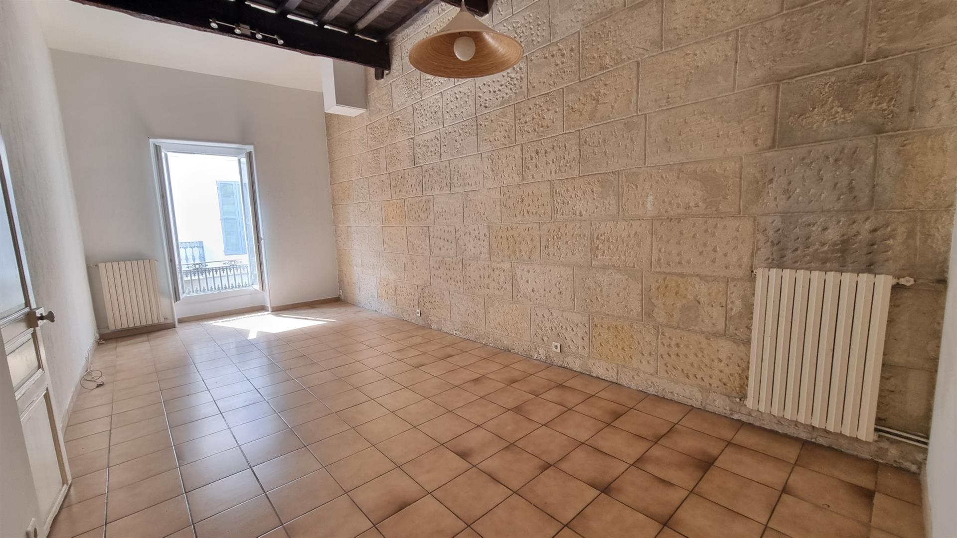 3-Room Apartment For Sale In Nimes