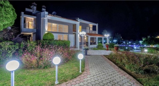 Villa, 450 qm, zu verkaufen