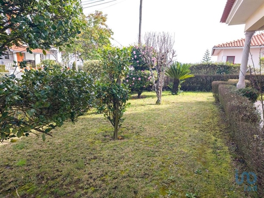 House with 6 Rooms in Viseu with 583,00 m²