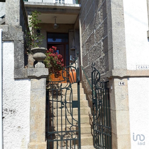 Fifth with 11 Rooms in Viseu with 228,00 m²