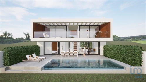 Casa / Villa T3 em Faro de 193,00 m²