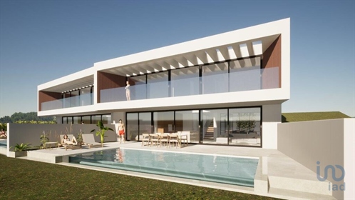 Casa / Villa T3 em Faro de 193,00 m²