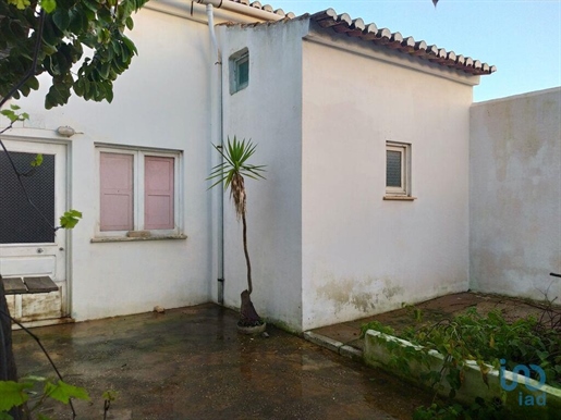 Town House with 5 Rooms in Faro with 169,00 m²