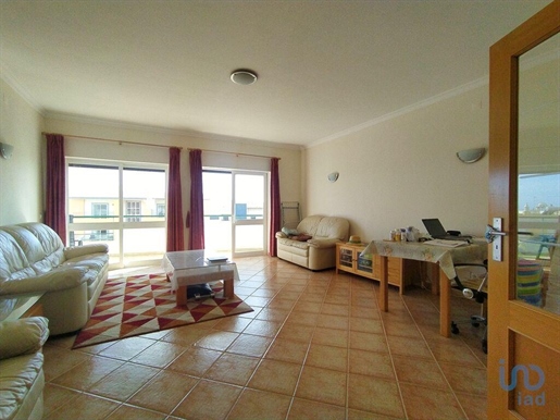 Apartment with 3 Rooms in Faro with 108,00 m²