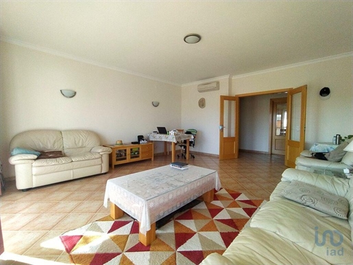 Apartament z 3 pokojami w Faro o powierzchni 108,00 m²