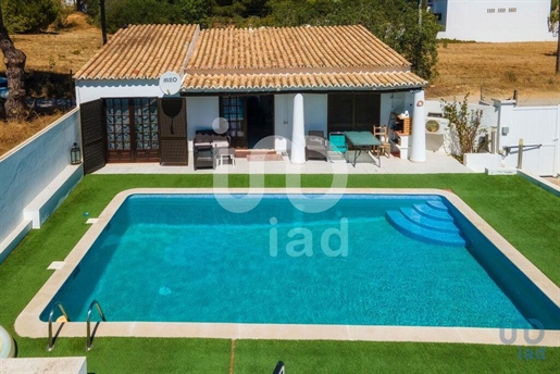 Home / Villa met 5 Kamers in Faro met 274,00 m²
