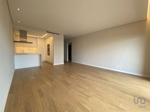 Apartment with 1 Rooms in Lisboa with 61,00 m²