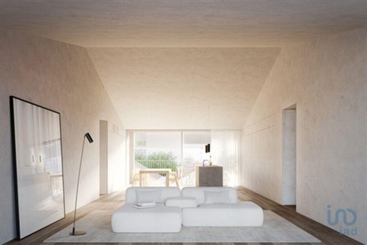 Appartement met 4 Kamers in Lisboa met 220,00 m²