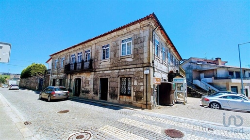 Maison T10 à Porto de 853,00 m²
